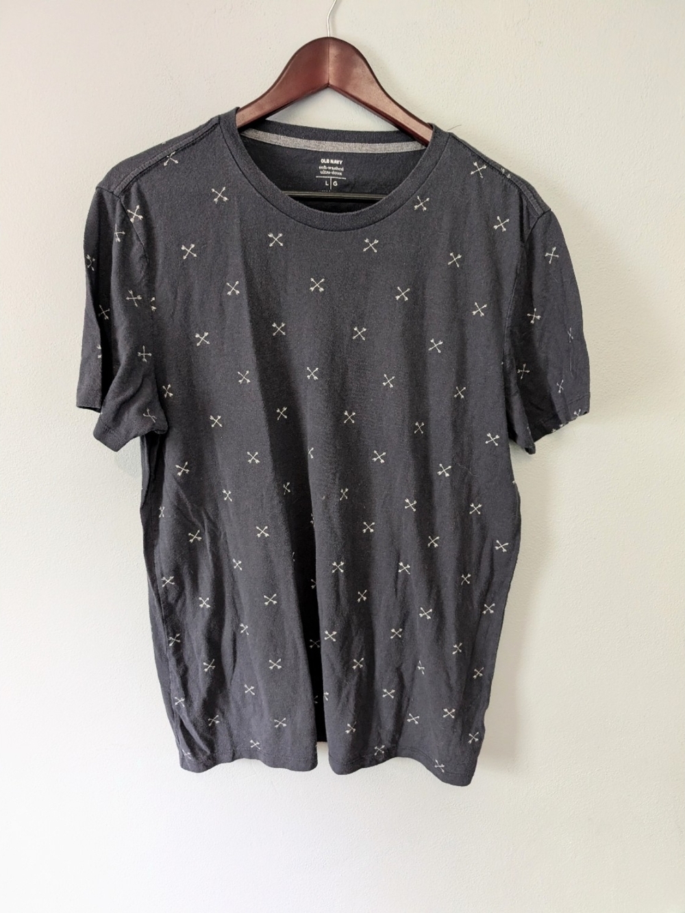 Old Navy Dark Blue Arrow Print Crewneck Tshirt Cotton Men's Size Large